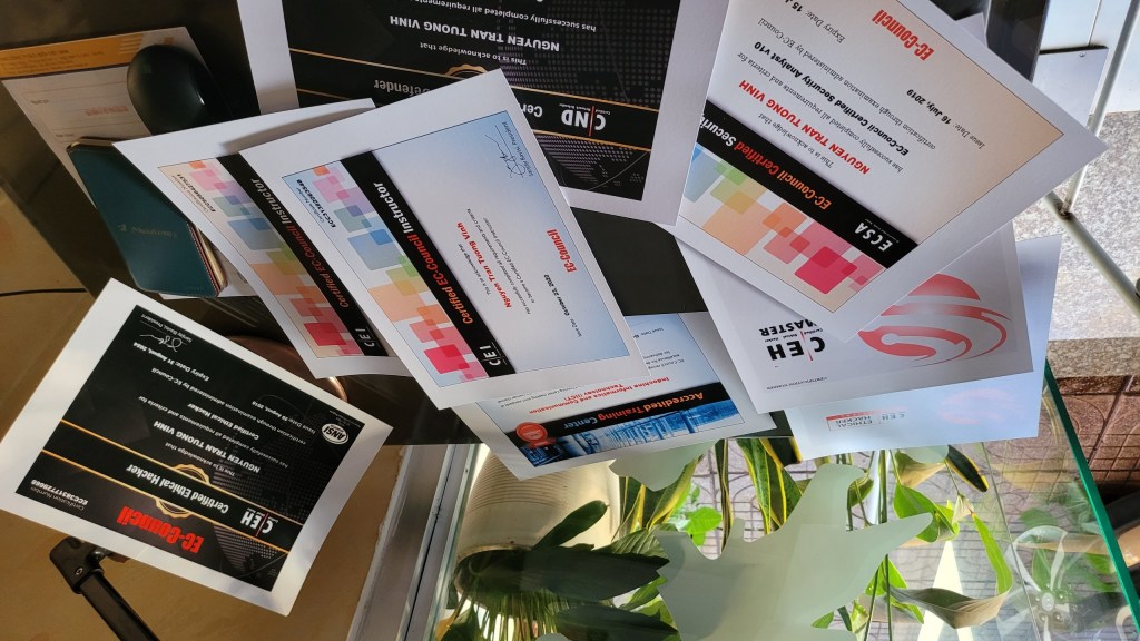 Chứng Chỉ Bảo Mật Thông Tin Như Lá Mùa&nbsp;Thu